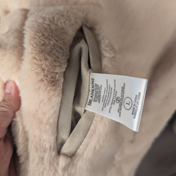 BLANKNYC reversible coat in cream/ivory size large in like new condition - Picture 9 of 15